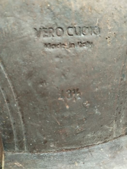 Vând botine bărbați