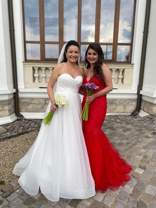 Vand rochie de mireasa