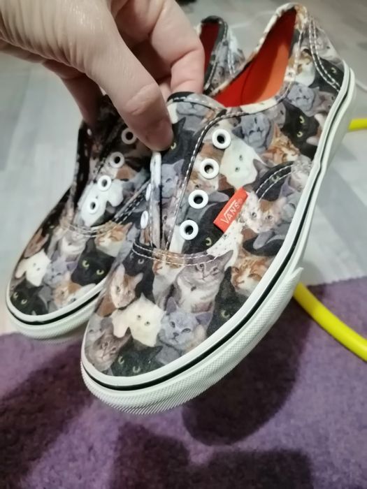 Tenesi Vans originali pentru copii mărime 33