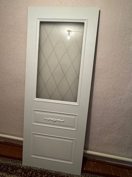 Двери абсолютно новые продам