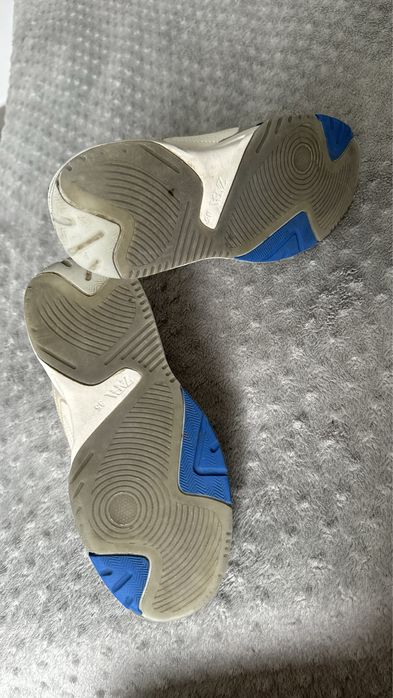 Adidasi Zara 35, putin purtati