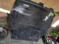 Scut motor plastic original  Vw Transporter T5