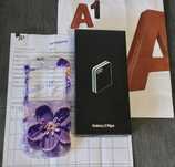 КАТО НОВ 512GB Samsung Z Flip 6 Гаранция A1 2026 г. Mint / Зелен