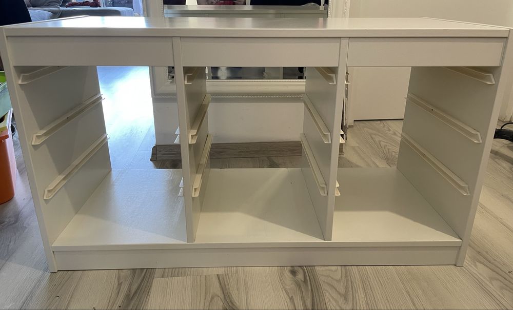 Cadru trofast ikea plus cutii de depozitare, 3 mici si una mare