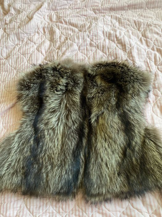 Продается безрукавка из натурального меха