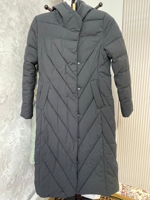 Қыстық сырт киім. Зимняя куртка