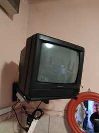 Televizor MegaVision 38 cm diagonala