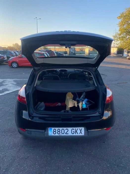 Renault Megane 3 - 3600 E usor negociabil