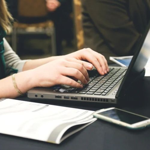 content writer/redactare texte/ postari social media/ descrieri
