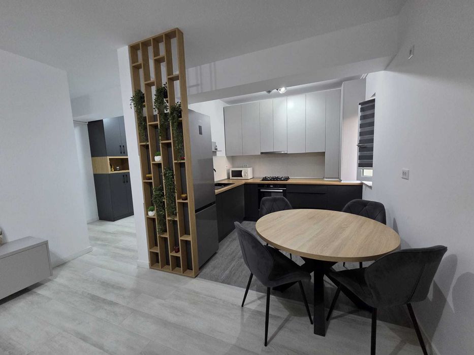 Inchiriez apartament 2 camere decomandat SATINA GARDEN