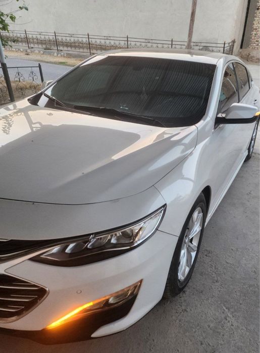 Malibu 2 Turbo Год выпуска 2020 Пробег 75 000 Жемчуг цвет