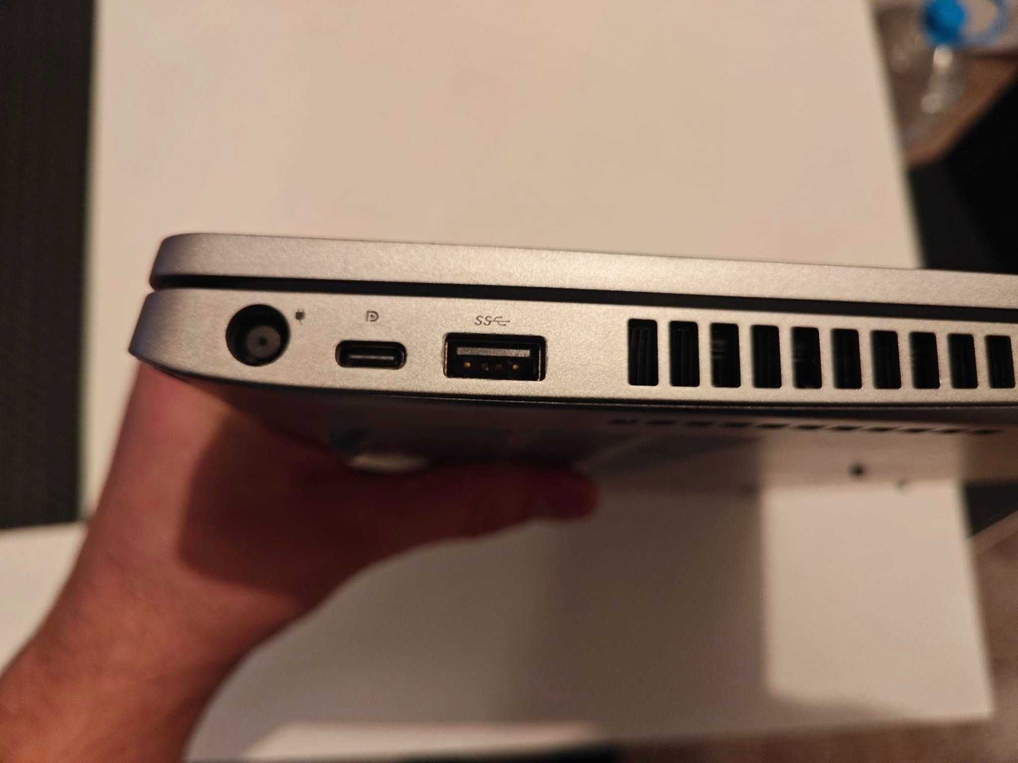 Лаптоп Dell Latitude 5510 (с 1 малък дефект)