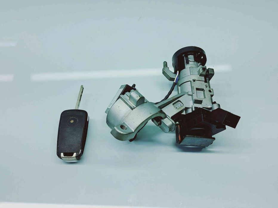 Contact cu cheie Opel Astra J [Fabr 2009-2015] 20912838  1.4 Benz A14