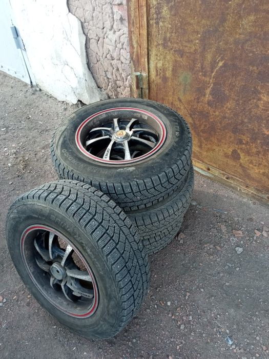 Продам комплект колес