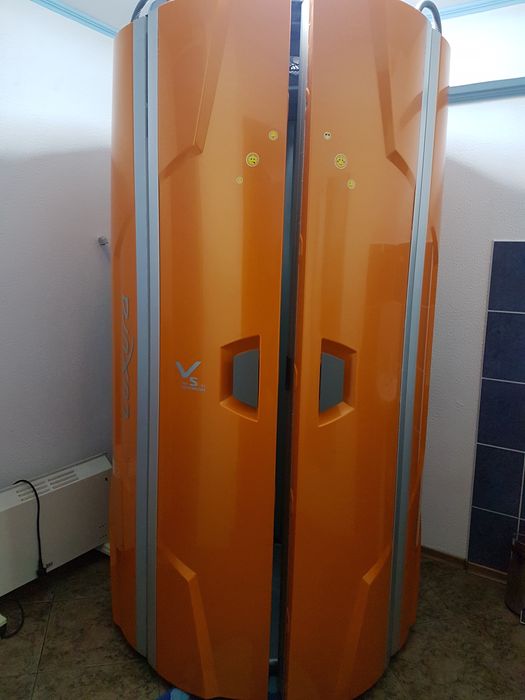 Продам вертикальный солярий б/у