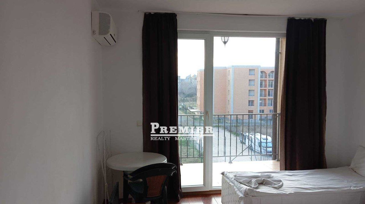 Продава се Едностаен апартамент в к.к. Слънчев бряг - 33 кв.м за 1394 €/кв.м - Снимка #9