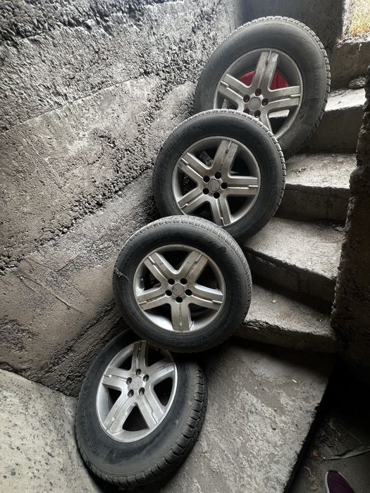 Диски с резиной Субару R16