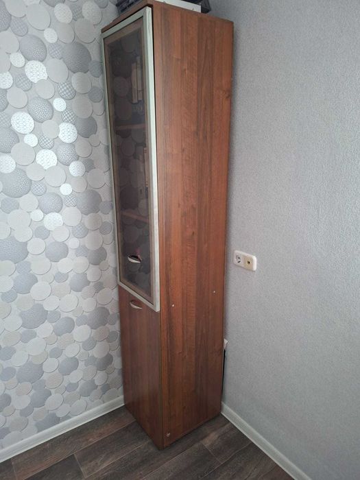 Шкаф книжный и Стол письменный