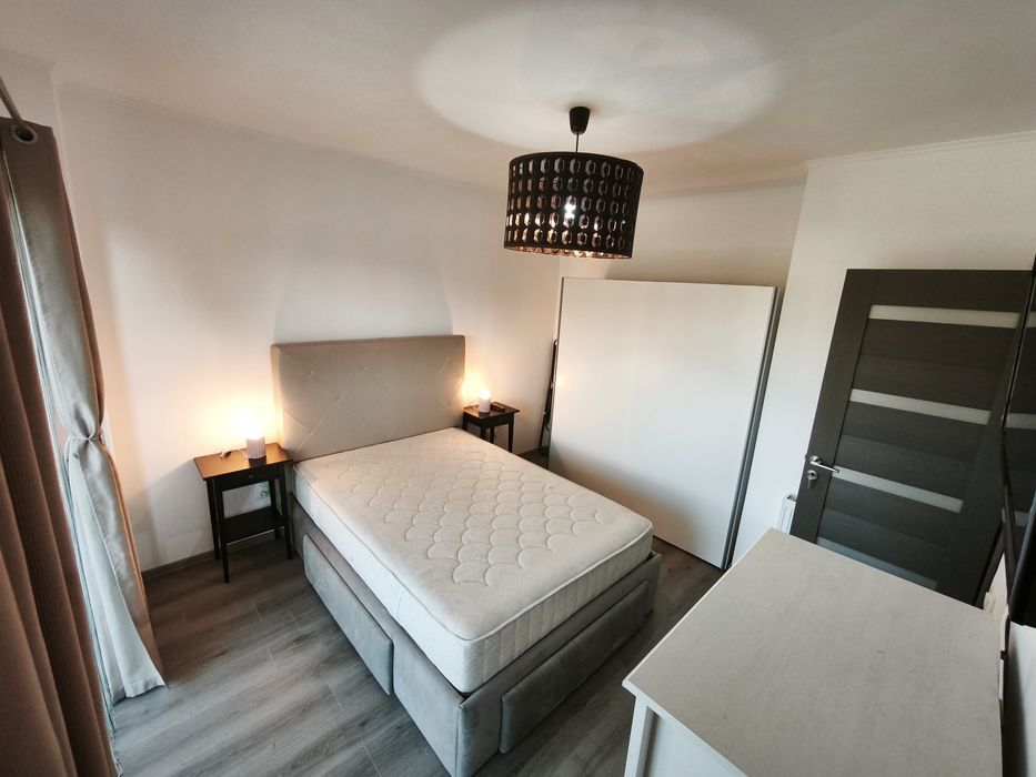 Apartament cu doua camere: de inchiriat