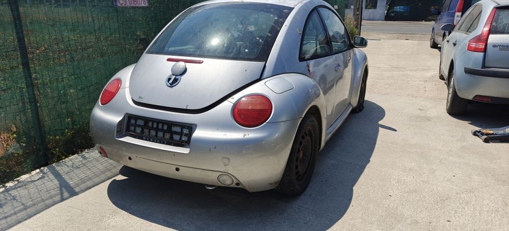 Vindem piese rezultate din dezmembrarea unui Volkswagen Beetle