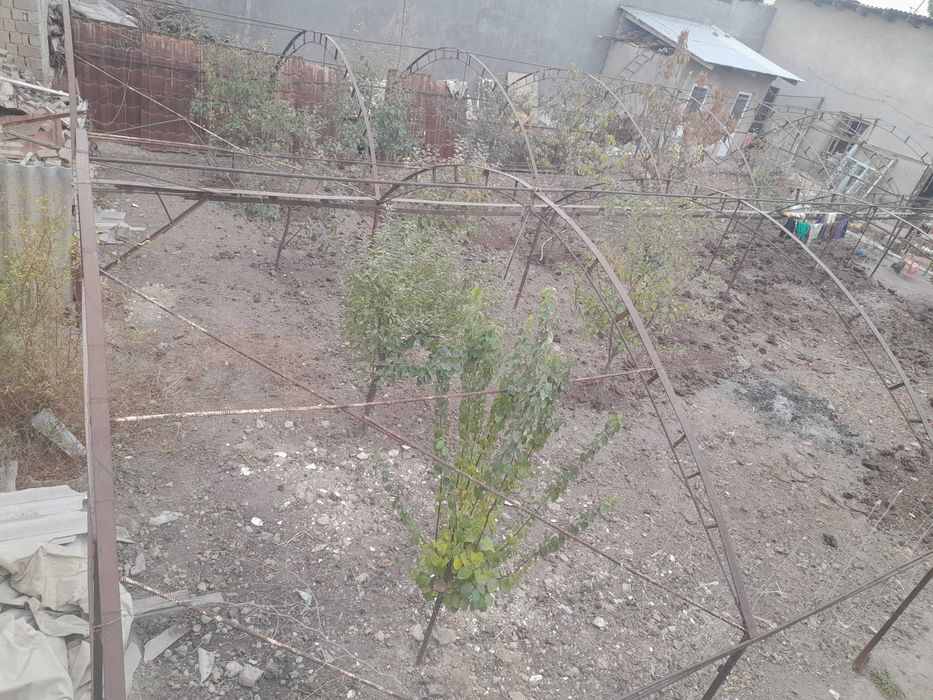 Issiqxona/теплица/greenhouse sotiladi 2 sotix 12m×18m