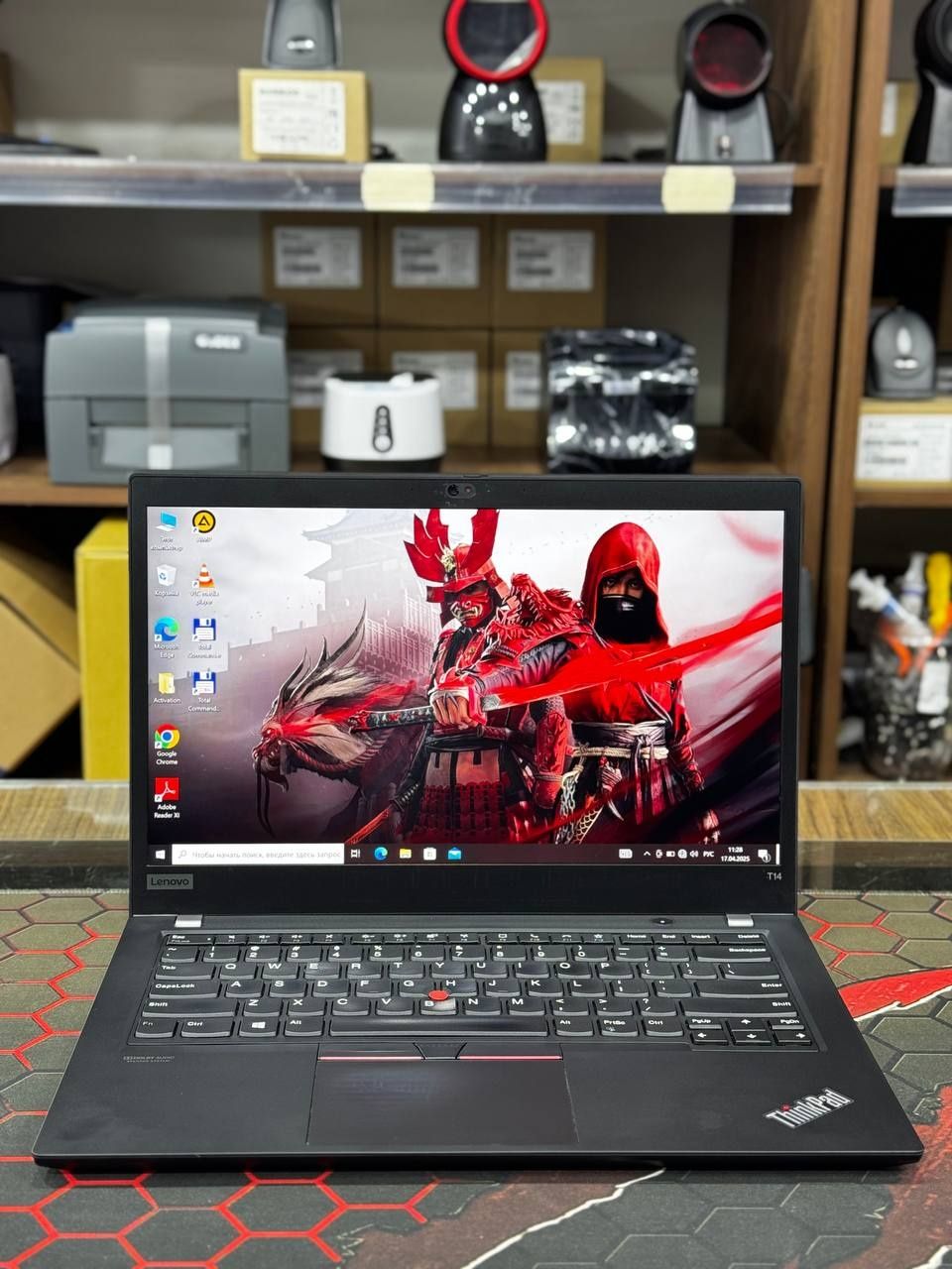 Lenovo 14 dyumlik kuchli noutbook