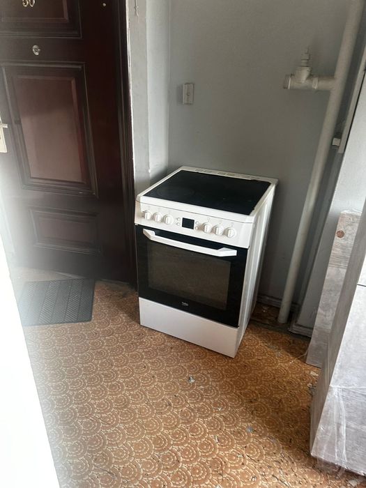 Продам злектроплиту