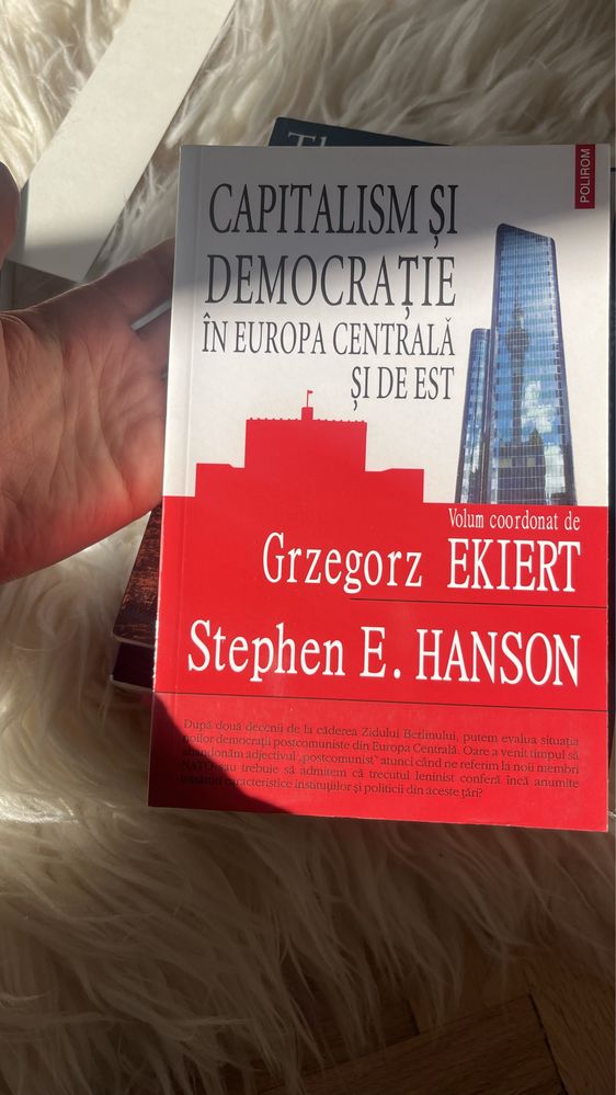 cărți polirom relații internaționale, politice, politici publice