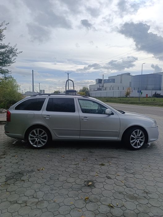 Vând Skoda Octavia 2 Vrs