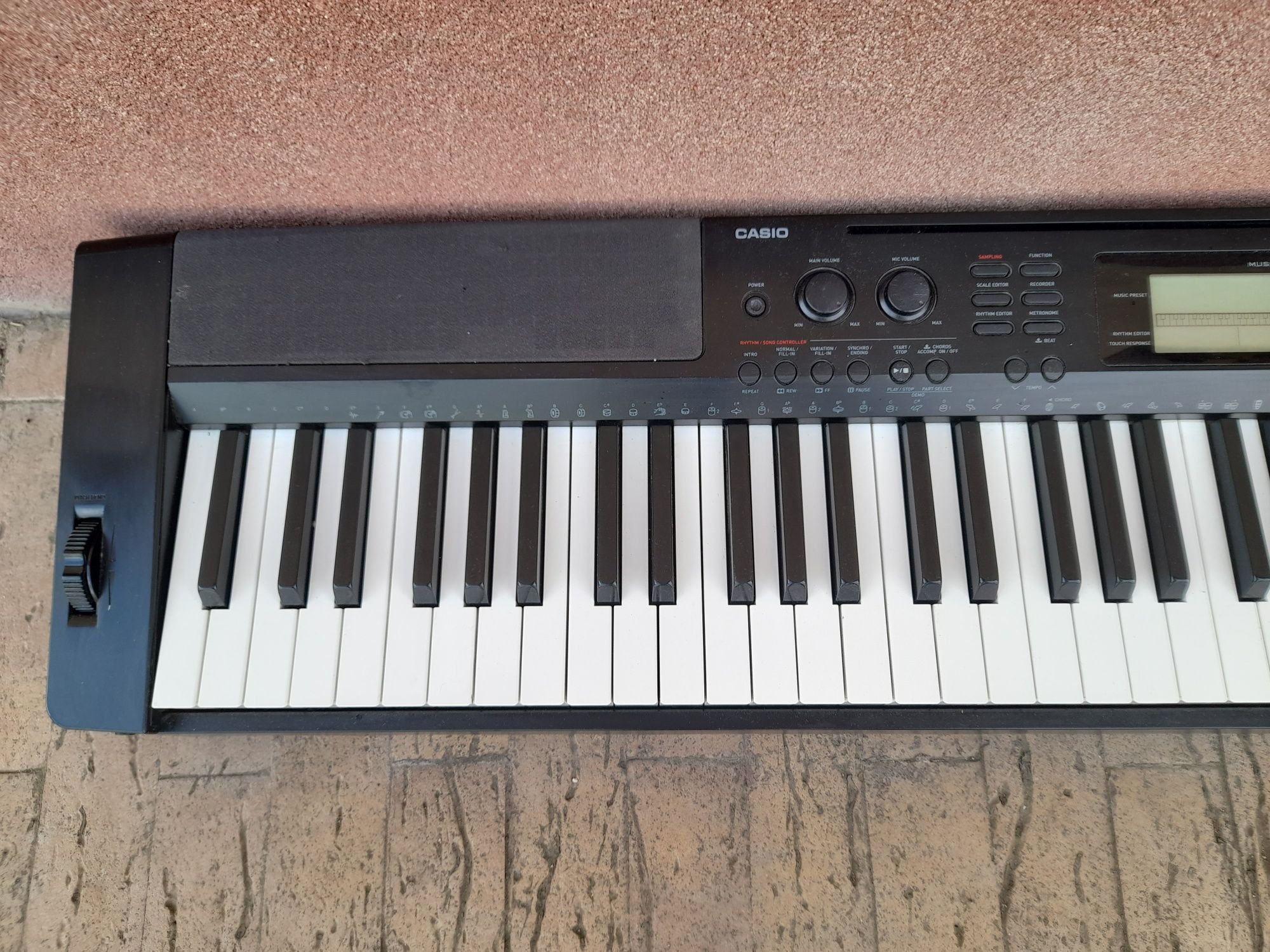 Casio CDP-200R pian digital