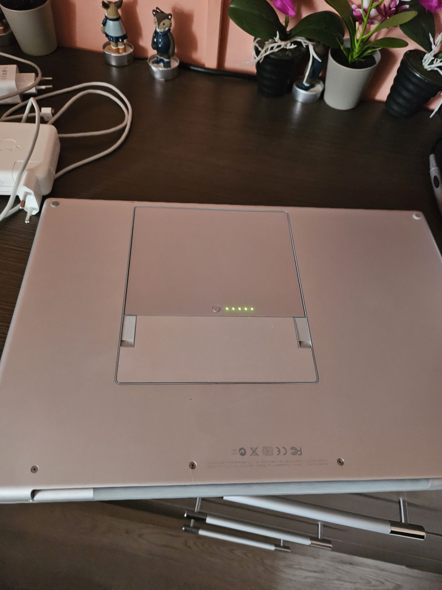 MacBook pro model a1260