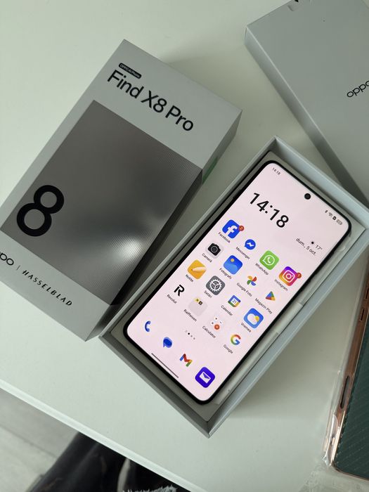 Telefon OPPO Find X 8 PRO