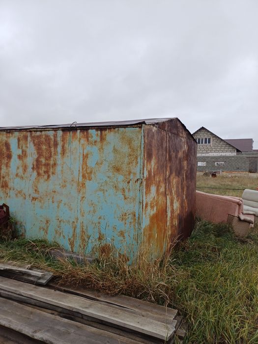 Продам гараж в Бірлік