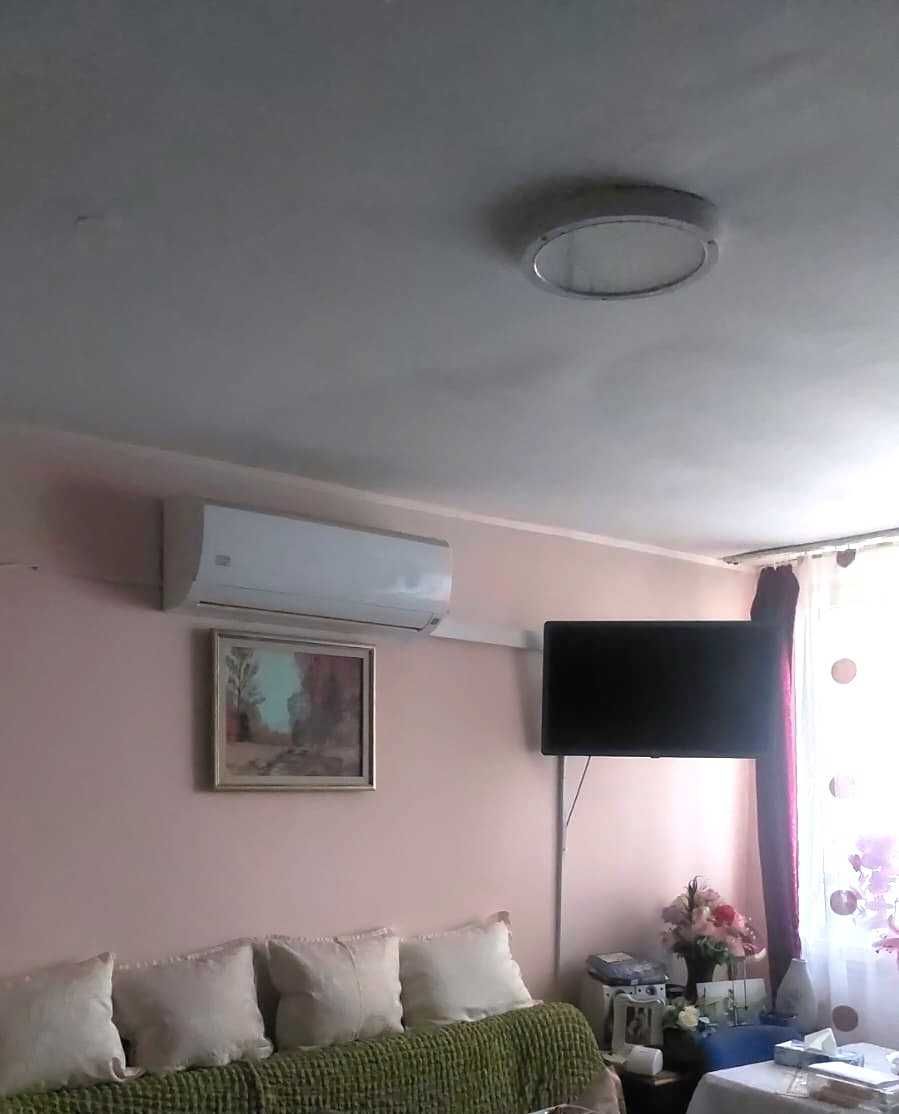 Vând Apartament 2 camere Carpați 1