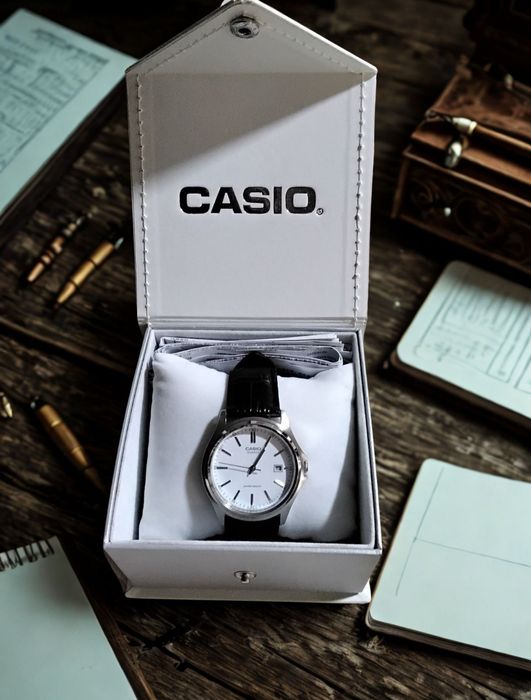 Наручные японские мужские часы Casio