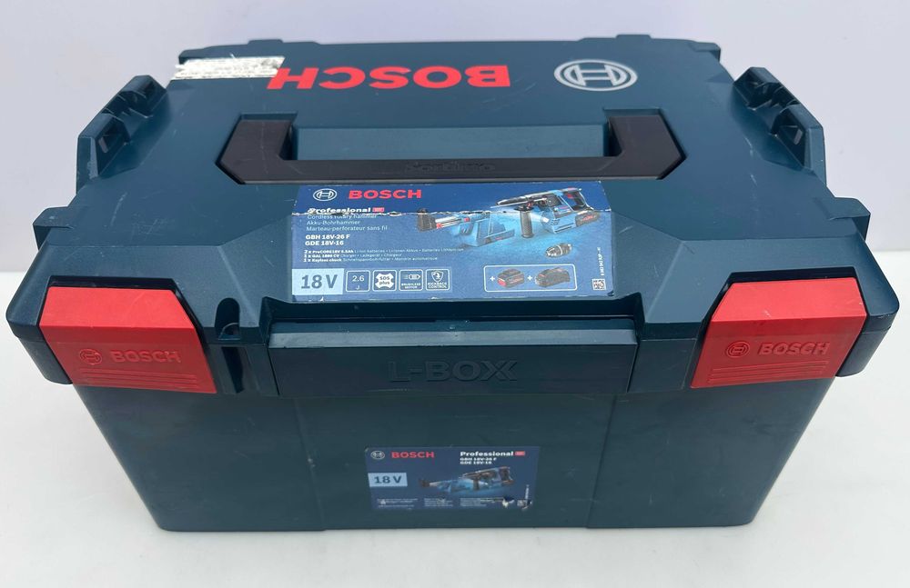 BOSCH GBH 18V-26 F + Bosch GDE 18V-16 - Безчетков перфоратор с прахоу.