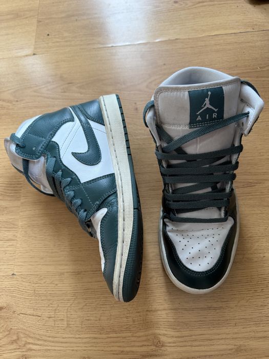 Adidasi Jordan, in conditii bune