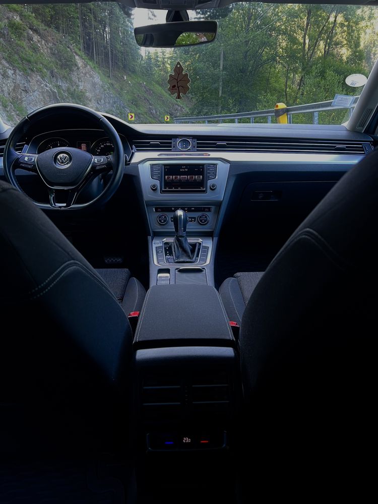 VW Passat B8 2.0 TDI 150cp DSG, ACC distronic