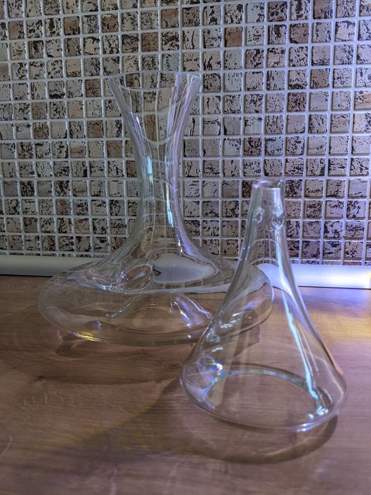 Decantor vin cu aerator