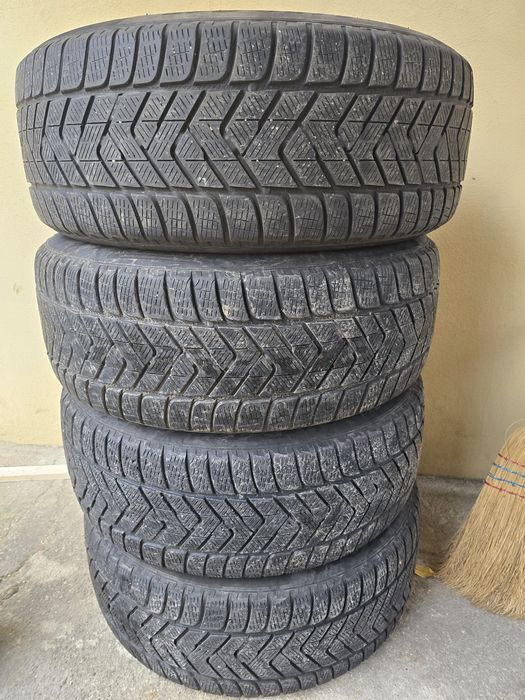 Cauciucuri Pirelli scorpion 235/50/18