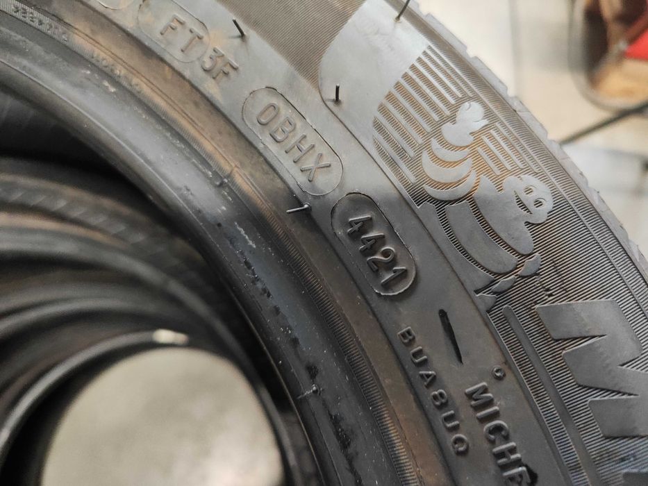 4бр.летни гуми 215/55/17 Michelin