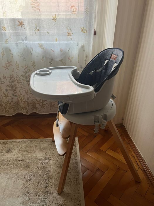 Scaun de masa 3 in 1 Momi