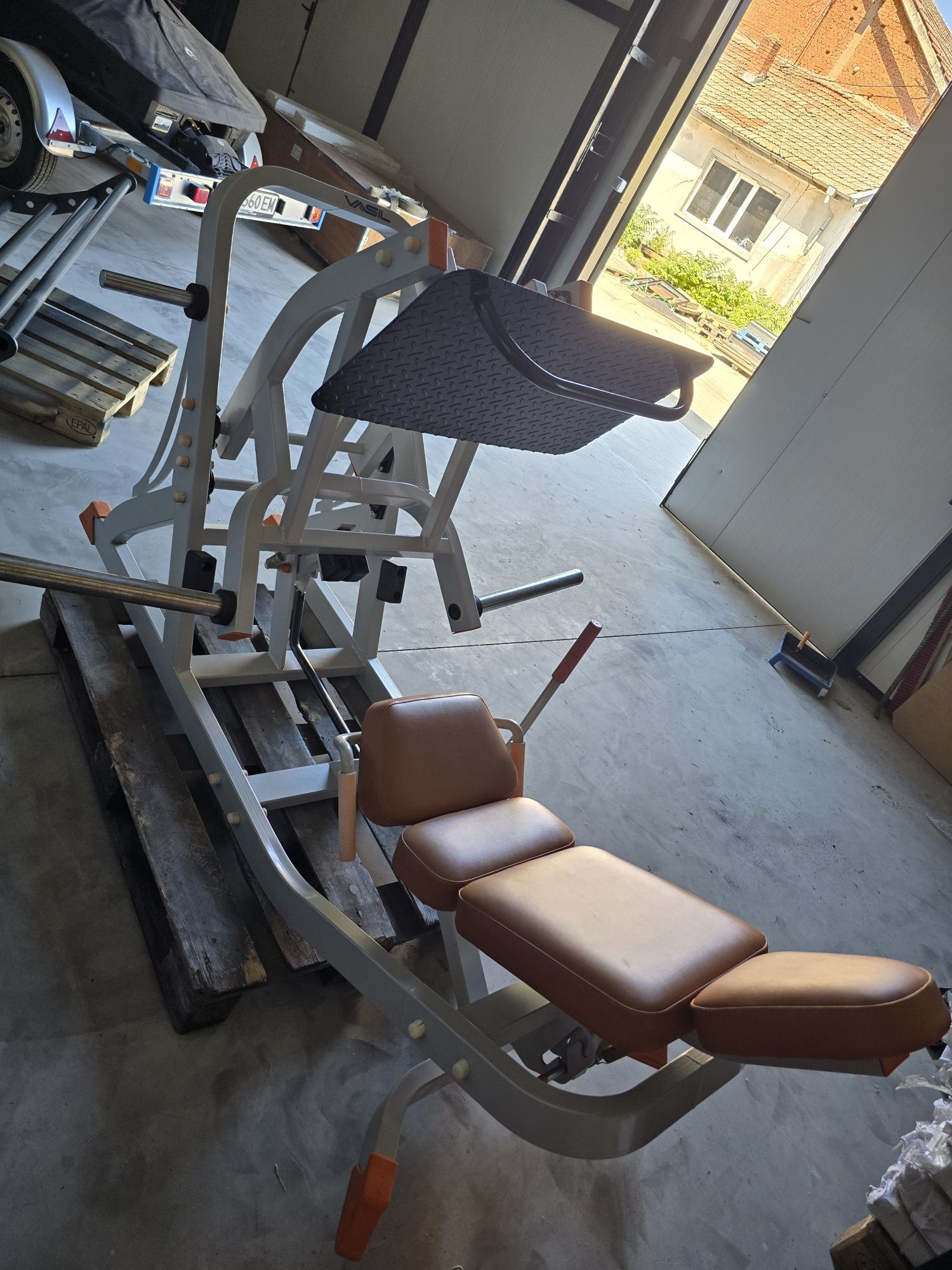 Leg press със свободни тежести Vasil gym