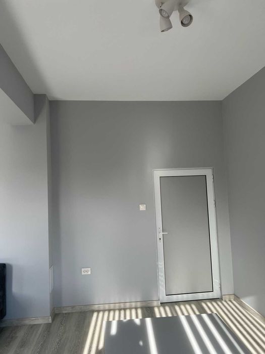 Дава се под наем Офис в Велико Търново, Център - 26 кв.м за 200 € - Снимка #8