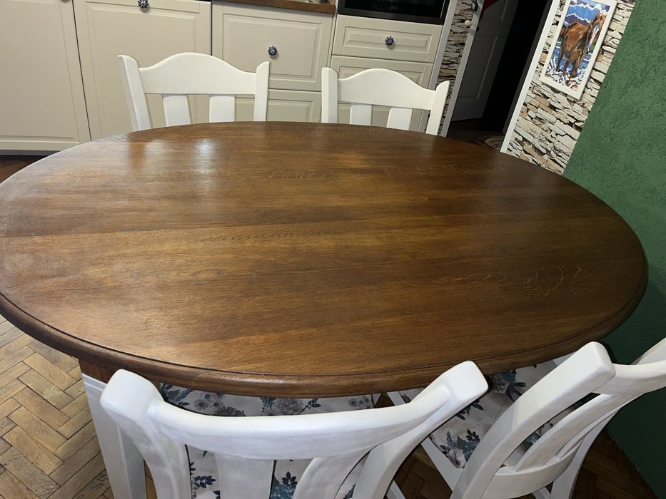 Трапезна маса и столове ,изцяло от естествено дъбово дърво