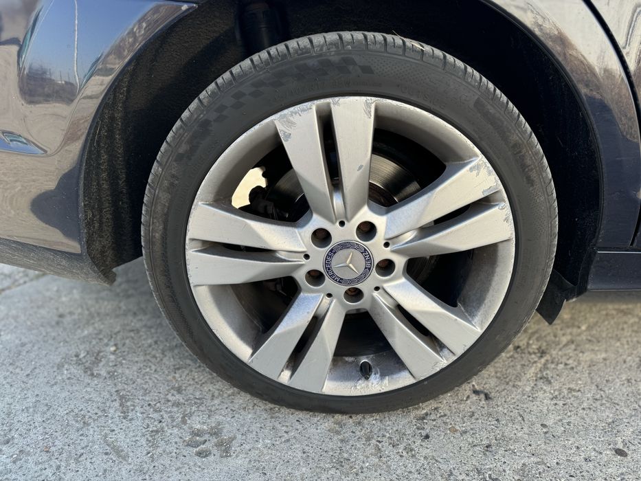 Dezmembrez Mercedes C220 facelift w204