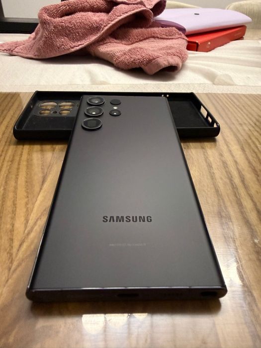 Samsung Galaxy S23 Ultra 256GB – Phantom Black – Stare excelentă!