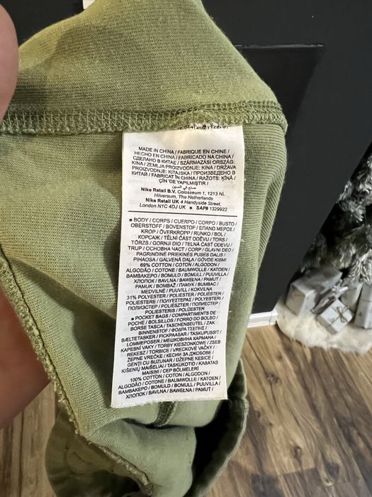 Nike Tech Fleece Wmns size M