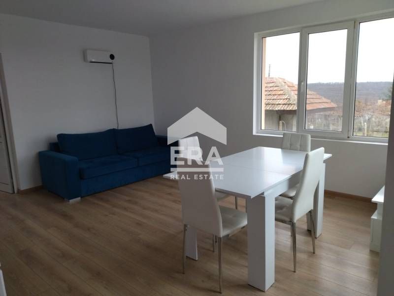Дава се под наем Къща в с. Бенковски, Област Варна - 113 кв.м за 750 € - Снимка #2
