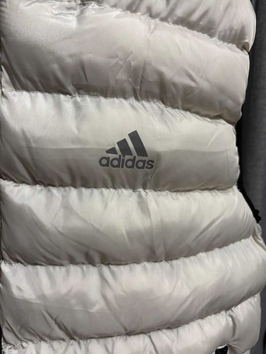 Vesta Adidas Alb Lucios, Calitate Premium, Marimi S, M, L, XL, XXL